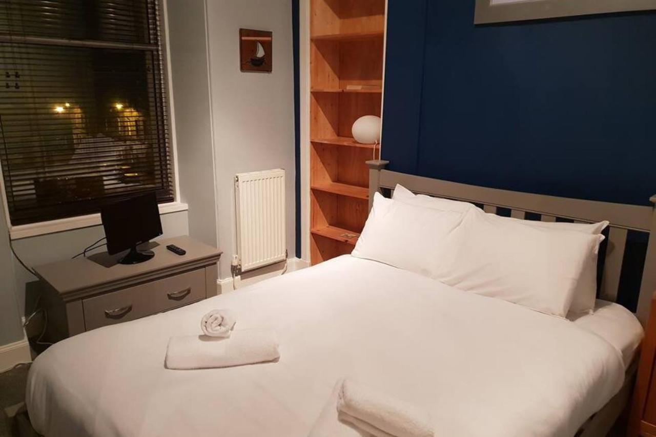 Bright 1 Bedroom Apartment Near City Centre EDI Exterior photo